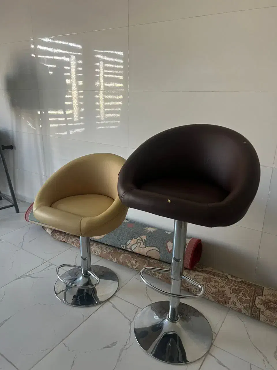 صندلی گردان جک دار|میز و صندلی غذاخوری|مریوان, |دیوار