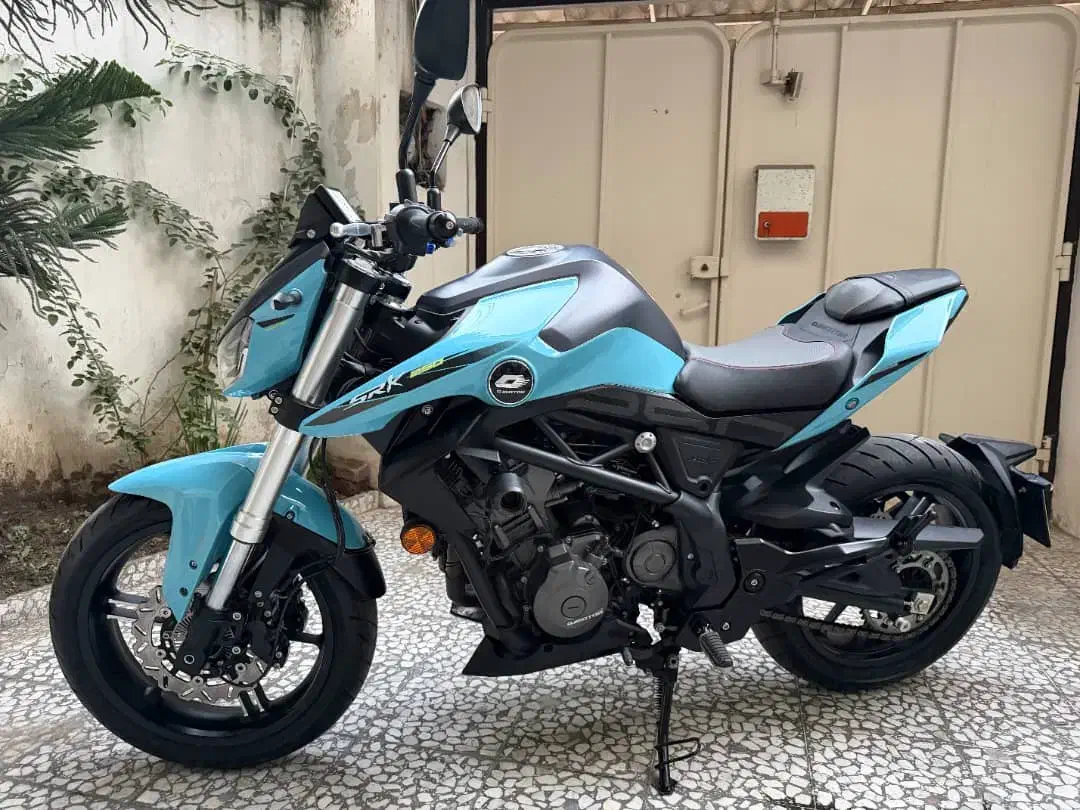 موتور qj در حد صفر کم کار سالم بسیار زیبا|موتورسیکلت|آمل, |دیوار