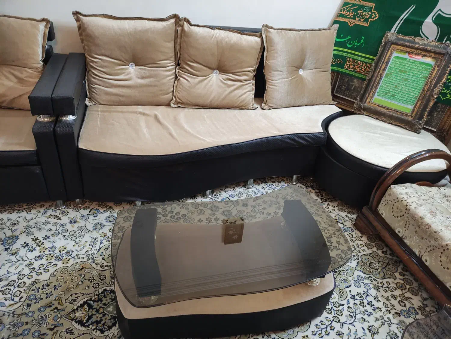 مبل راحتی L دست دوم ۹نفره|مبلمان خانگی و میز عسلی|اصفهان, عطار نیشابوری|دیوار