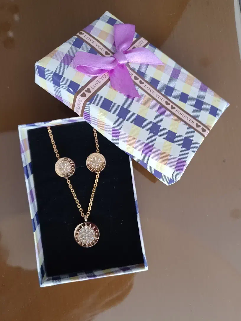 نیم ست طلایی نگین دار طرح بولگاری،هدیه روز زن|بدلیجات|تهران, شهرک چیتگر|دیوار