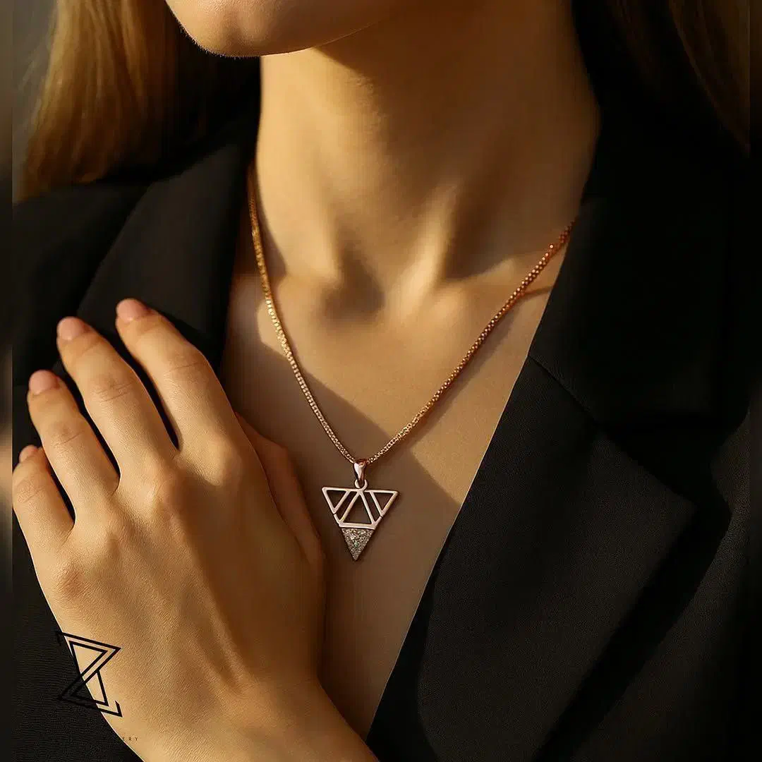 نیمست مثلثی مارک ژوپینگ ابکاری طلا|بدلیجات|تهران, طیب|دیوار