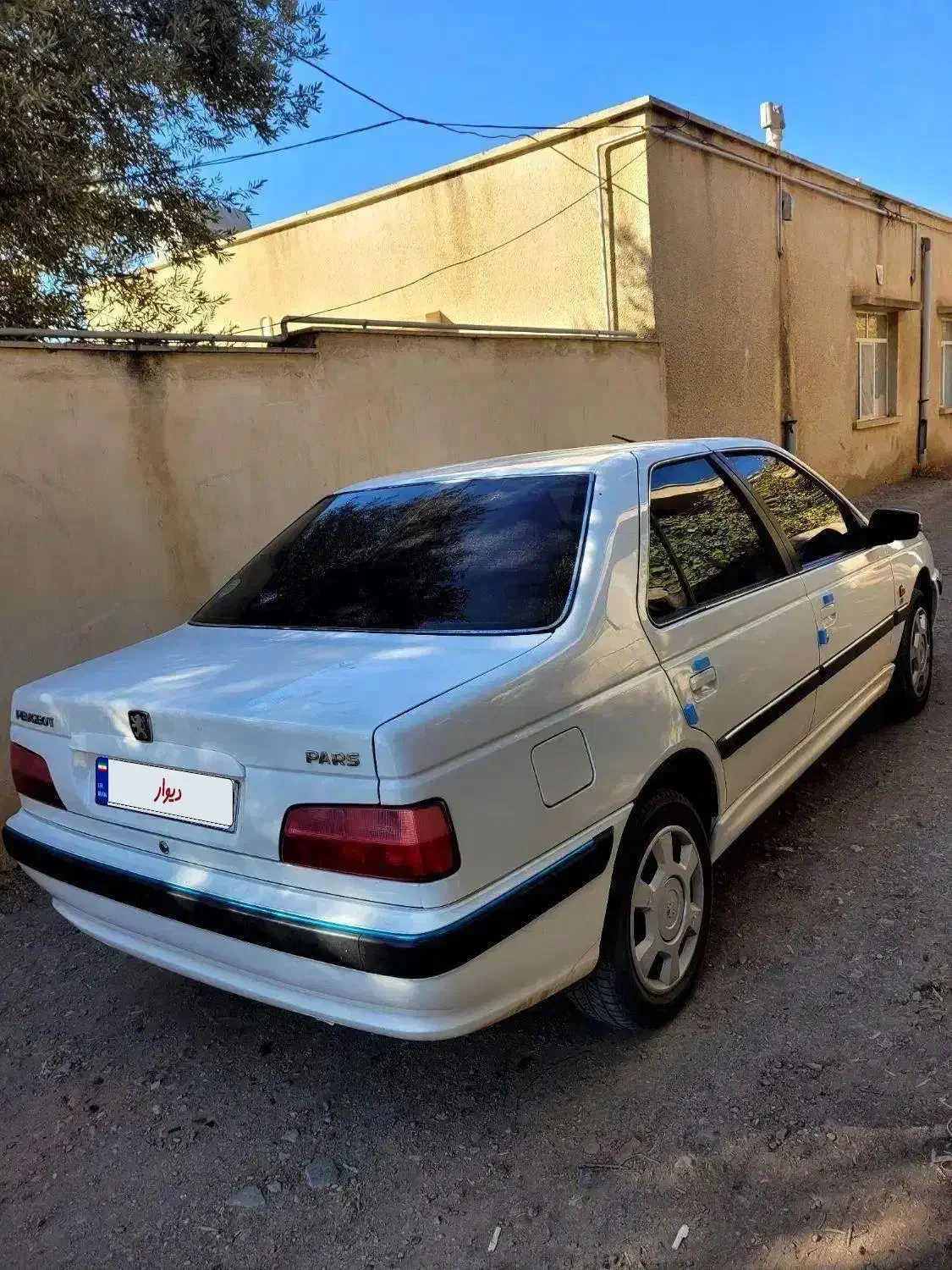 پژو پارس تیوفایو بی رنگ بی ضربه|خودرو سواری و وانت|رشت, شهرک قدس|دیوار