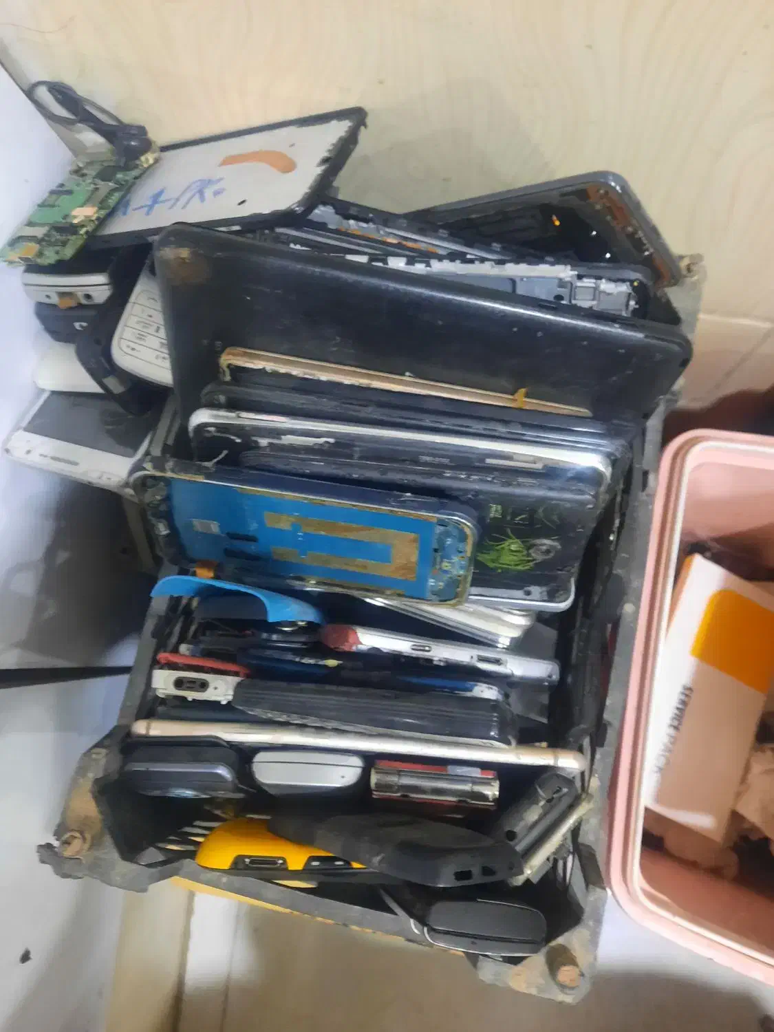 گوشی اوراقی|موبایل|مشهد, همت آباد|دیوار