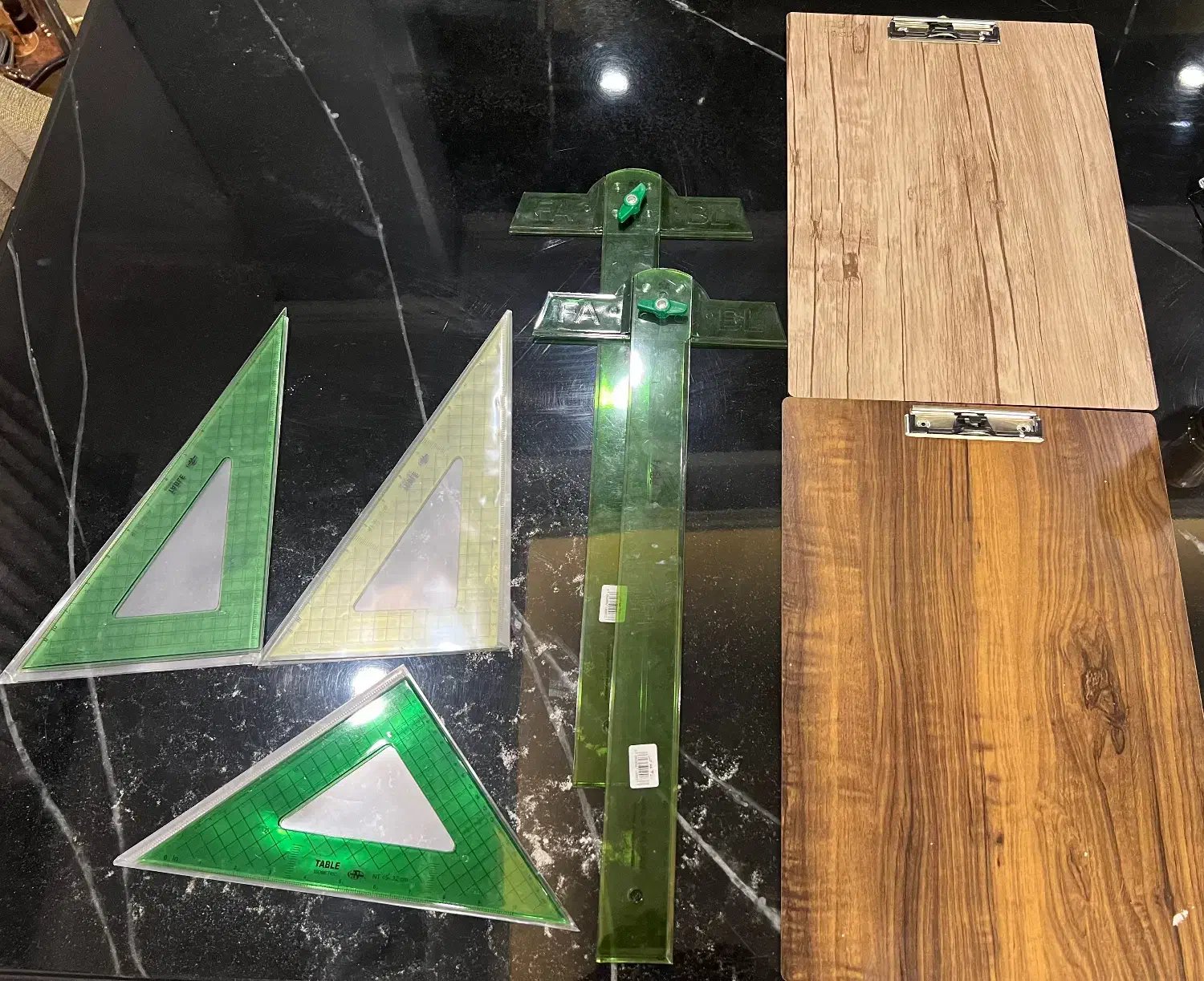 لوازم معماری تخته شاسی خطکش تی گونیا|لوازم التحریر|تهران, پاسداران|دیوار