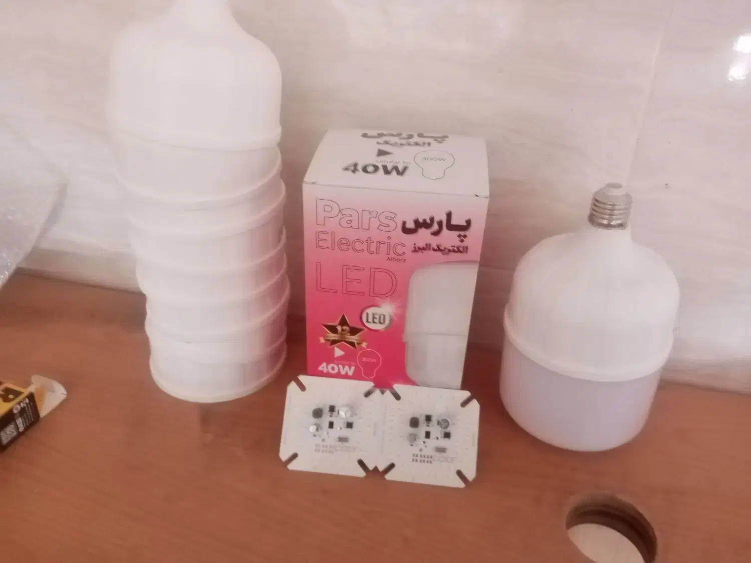 لامپ LEDفقط 250000|لامپ و چراغ|رفسنجان, |دیوار