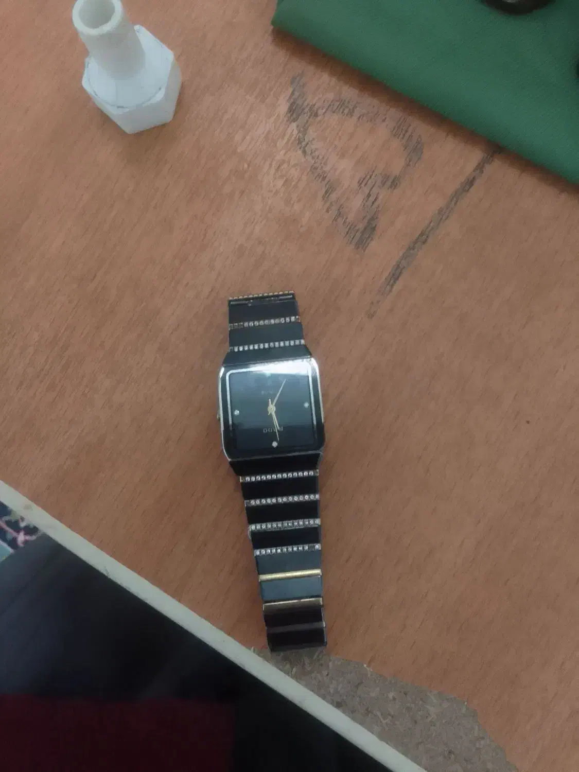 ساعت رادو|ساعت|هیرمند, |دیوار