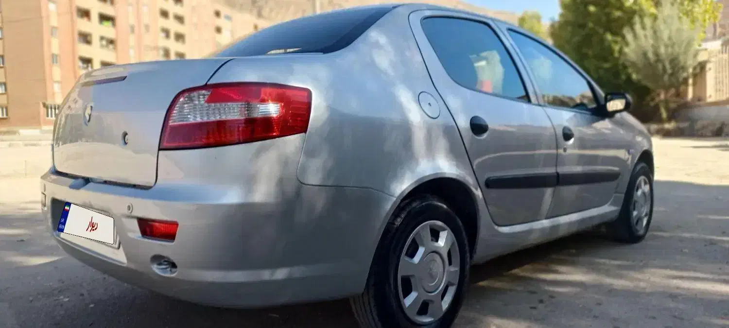 رانا نقره ای مدل ۹۳|خودرو سواری و وانت|خرمآباد, |دیوار