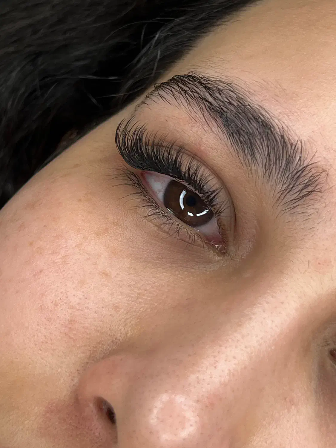 رشت لیفت مژه و ابرو و اکستنشن مژه|خدمات آرایشگری و زیبایی|رشت, استقامت ۱|دیوار