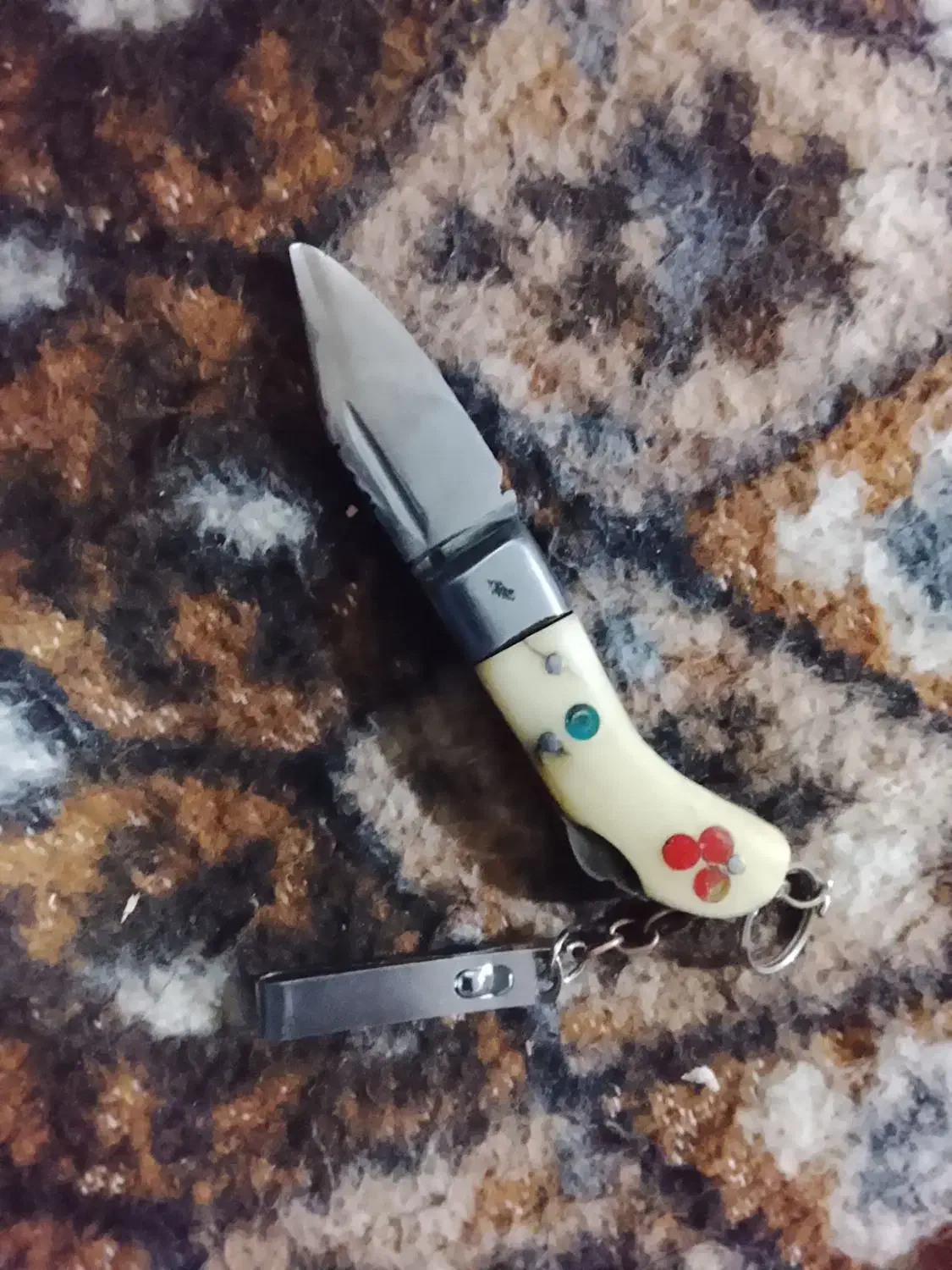 چاقو بابا|کلکسیون اشیاء عتیقه|بناب, |دیوار