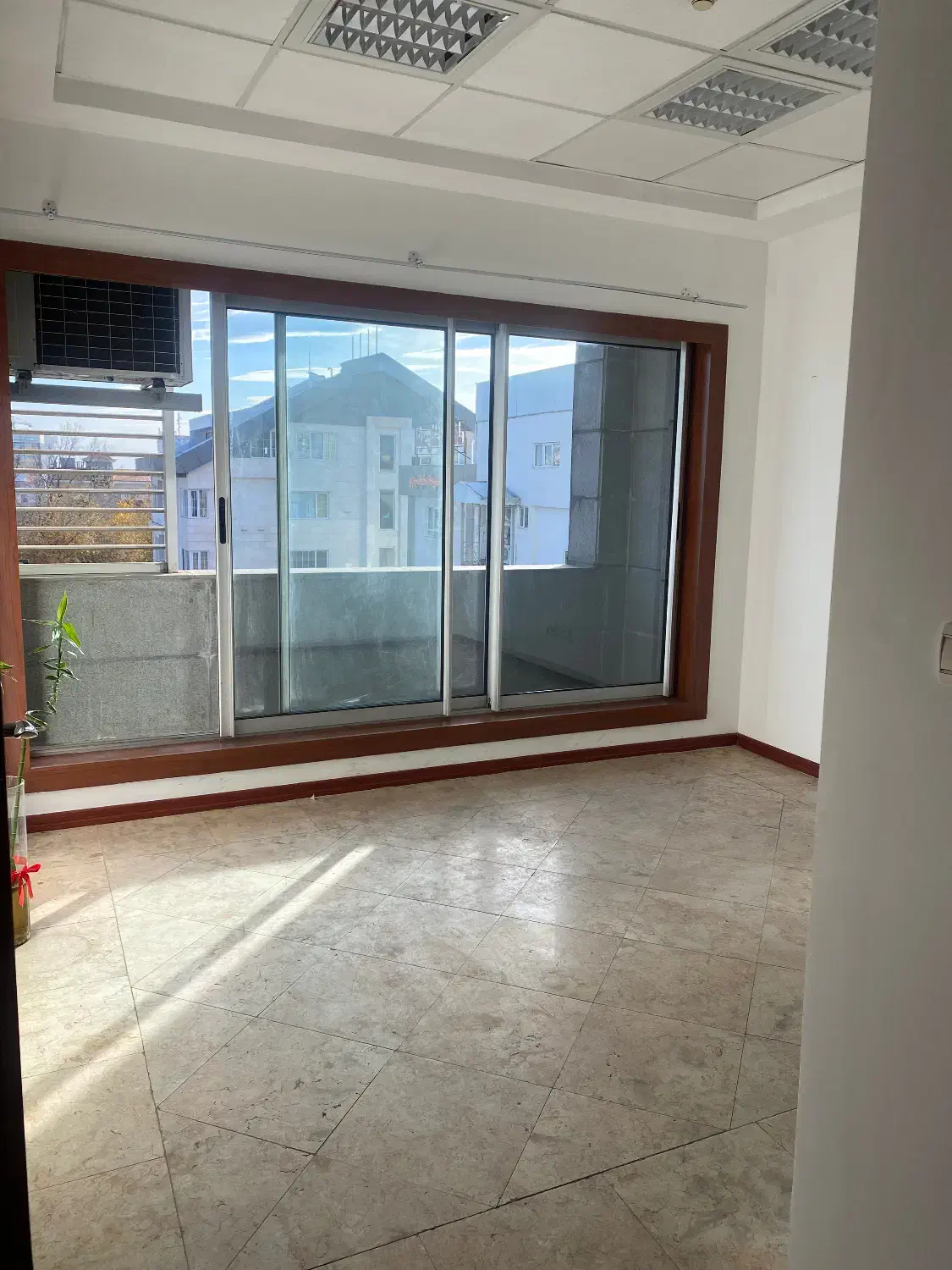 اجاره اتاق به لاین های ژیبایی|اجارهٔ دفتر کار، اتاق اداری، مطب|رشت, گلسار|دیوار