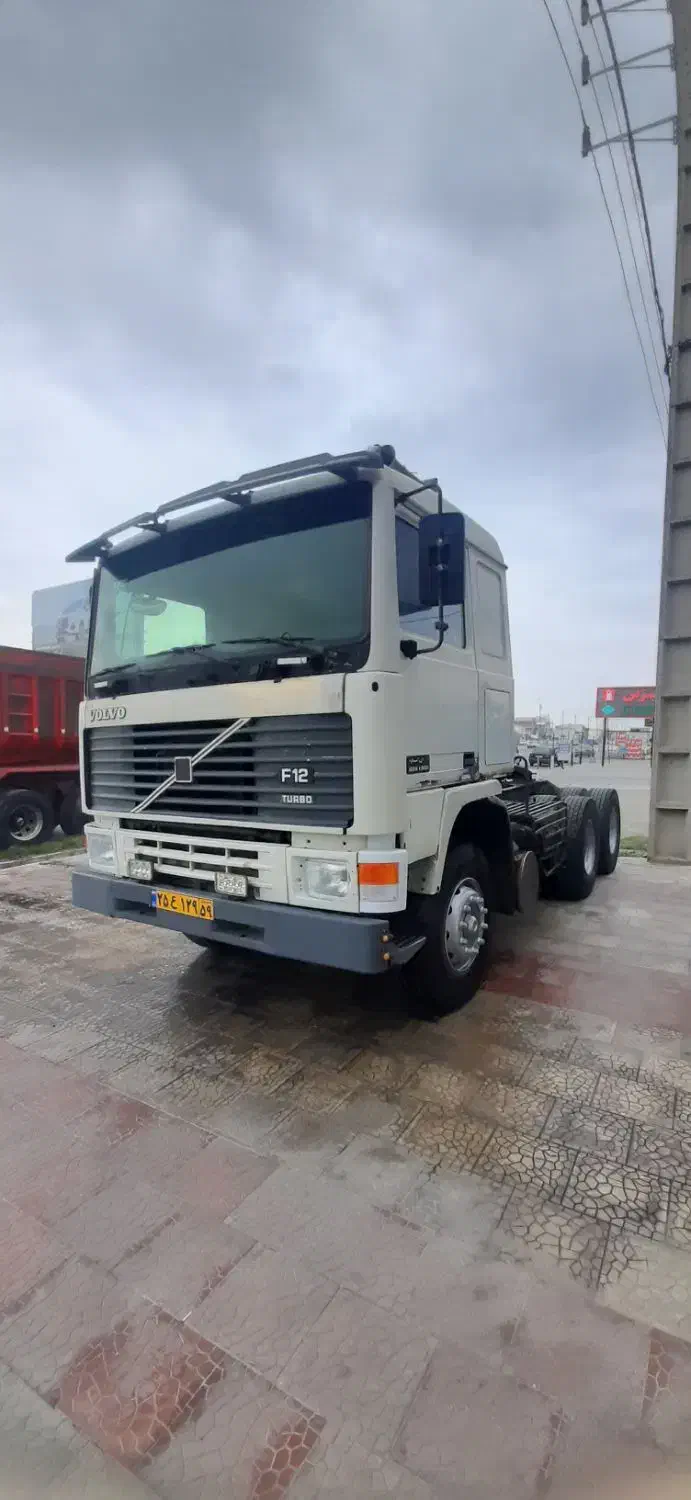 کشنده اف۱۲|خودرو سنگین|گلوگاه, |دیوار