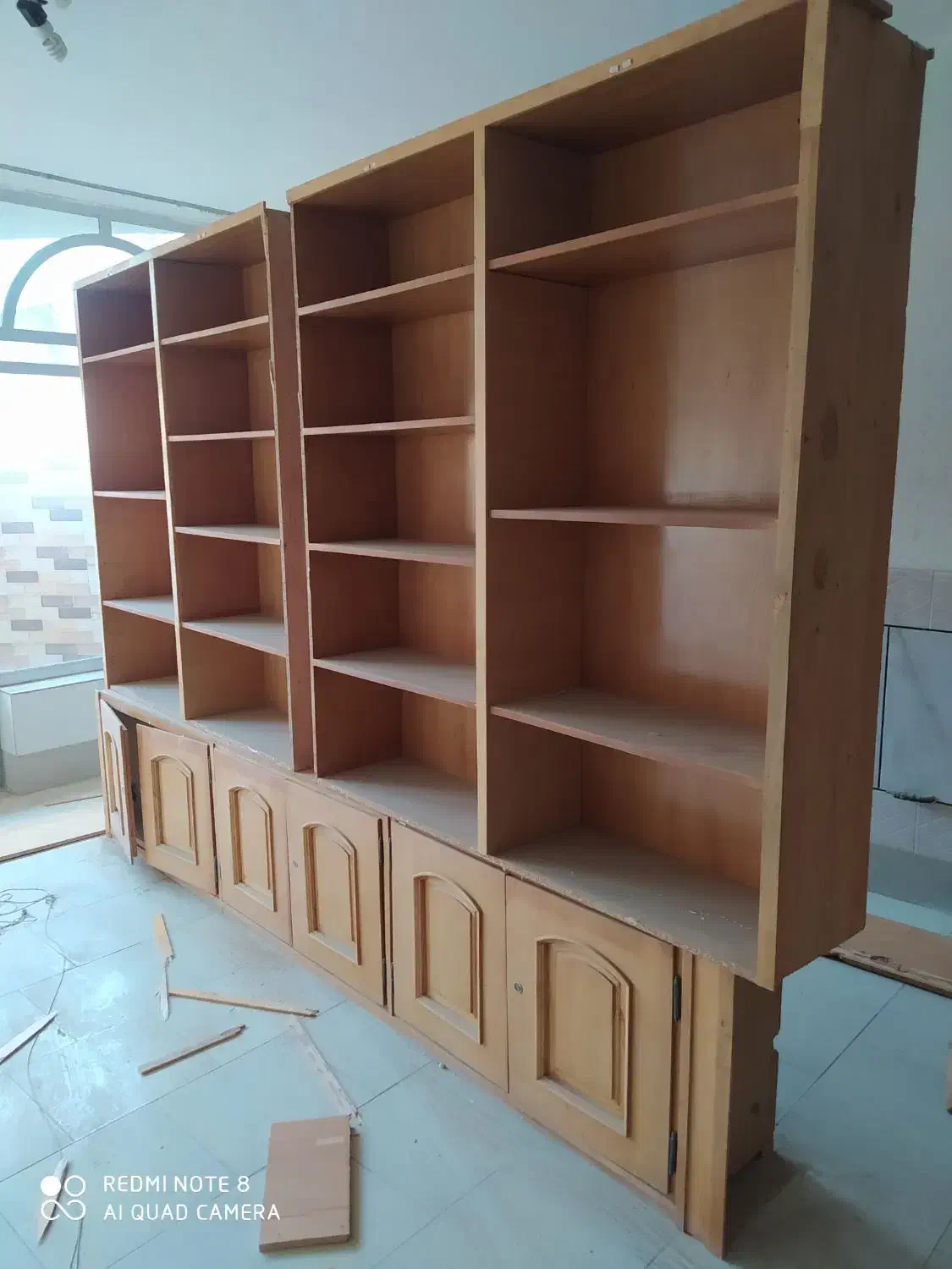 کمد قفسه دار|کتابخانه، شلف، قفسههای دیواری|خمینیشهر, |دیوار