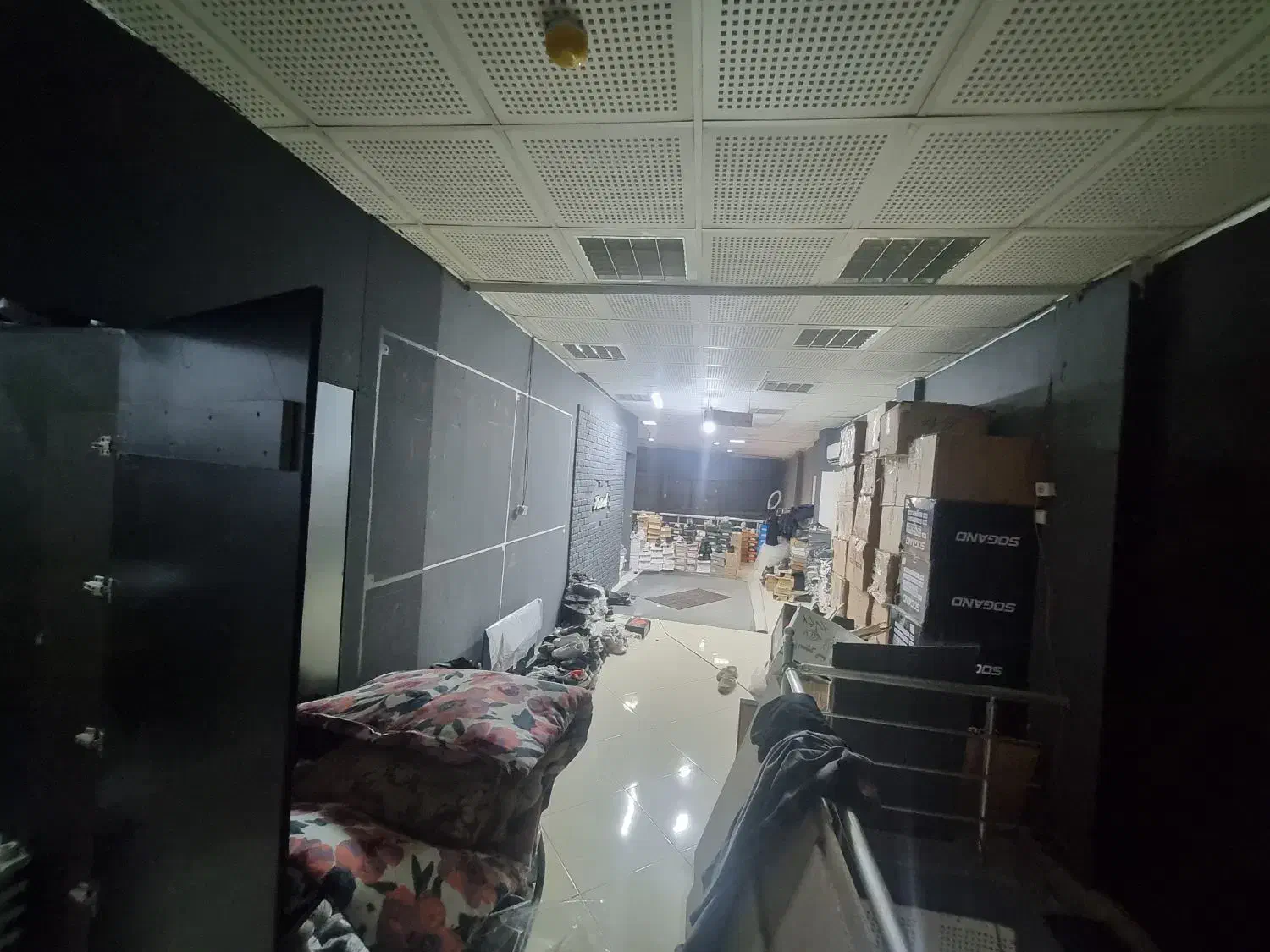 مغازه دوطبقه 179متر در معلم.شمسی‌پور|اجارهٔ مغازه و غرفه|رشت, معلم|دیوار