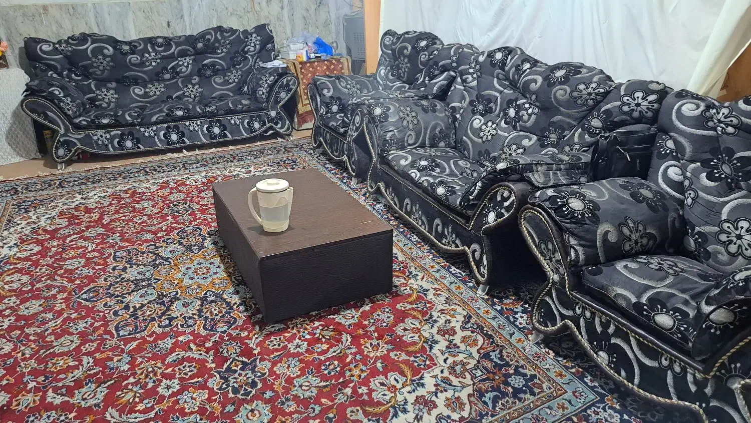 مبل ۷ نفره|مبلمان خانگی و میز عسلی|قم, وادی السلام|دیوار