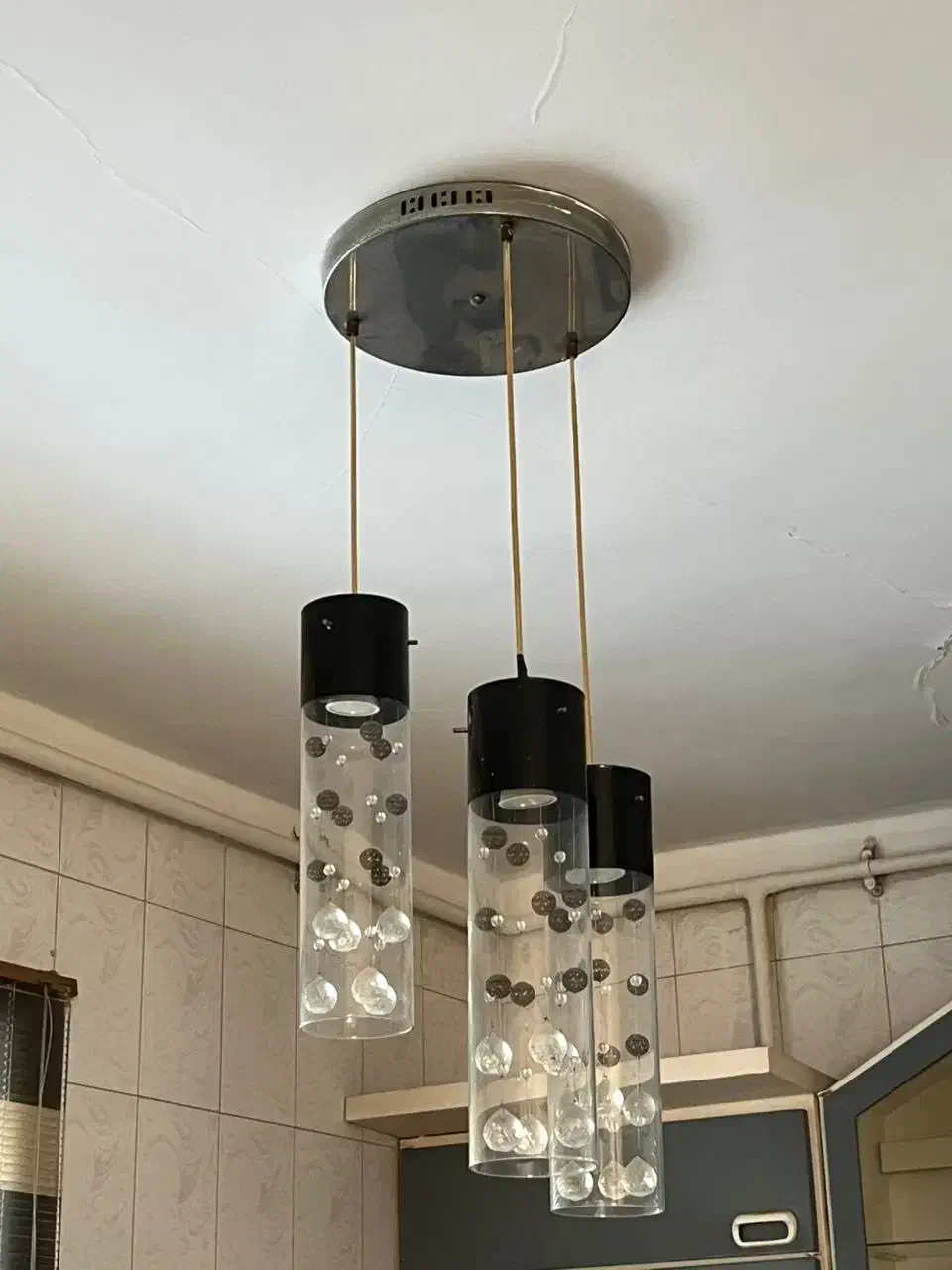 لوستر در حد نو‌|لوستر و چراغ آویز|گرگان, |دیوار