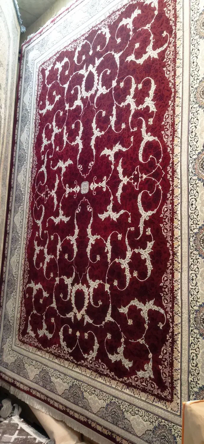 فرش|فرش|رشت, خواهر امام|دیوار