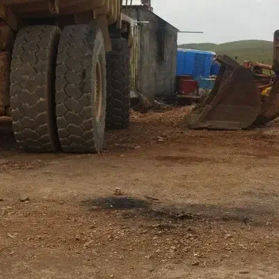 راننده کامیون و لودر هستم|خدمات حمل و نقل|زنجان, |دیوار