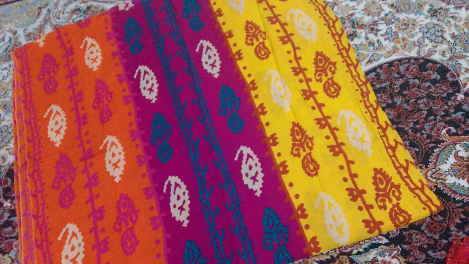 پشتند اصل طرح هوری|لباس|پیرانشهر, |دیوار