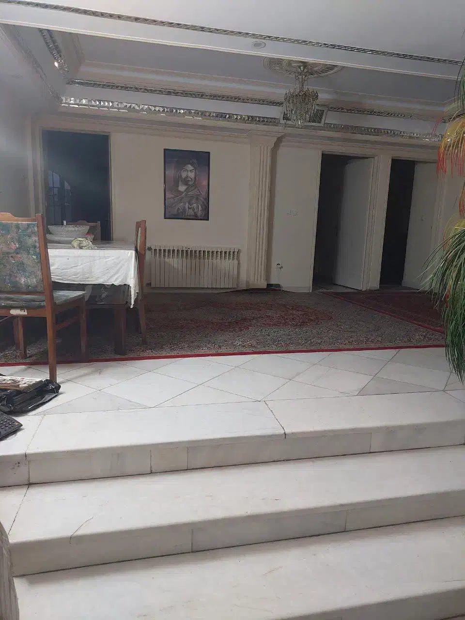 رهن و اجاره ۲۱۰متری۳خوابه فول امکانات ویلایی