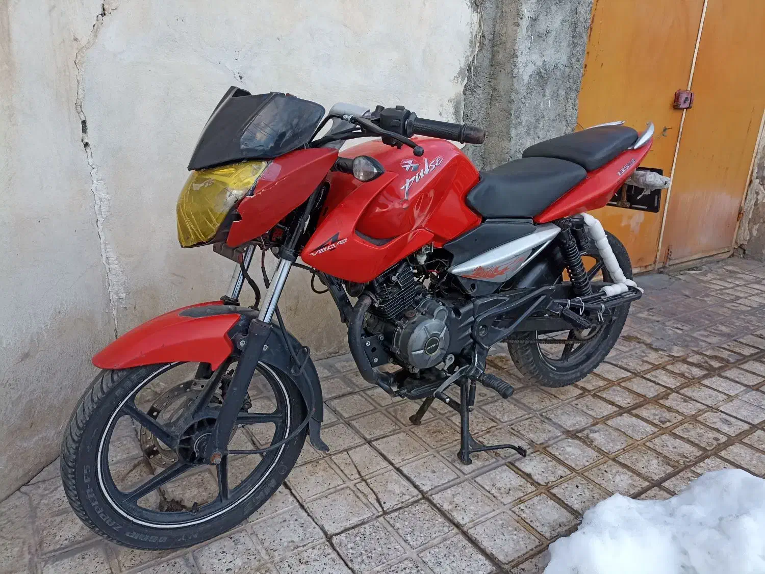 پالس ۱۳۵|موتورسیکلت|چناران, |دیوار