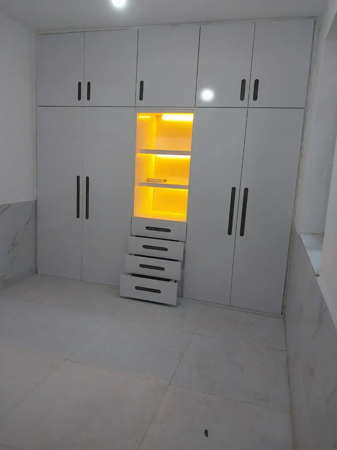 اجرای کمد دیواری و کابینت|خدمات پیشه و مهارت|الیگودرز, |دیوار