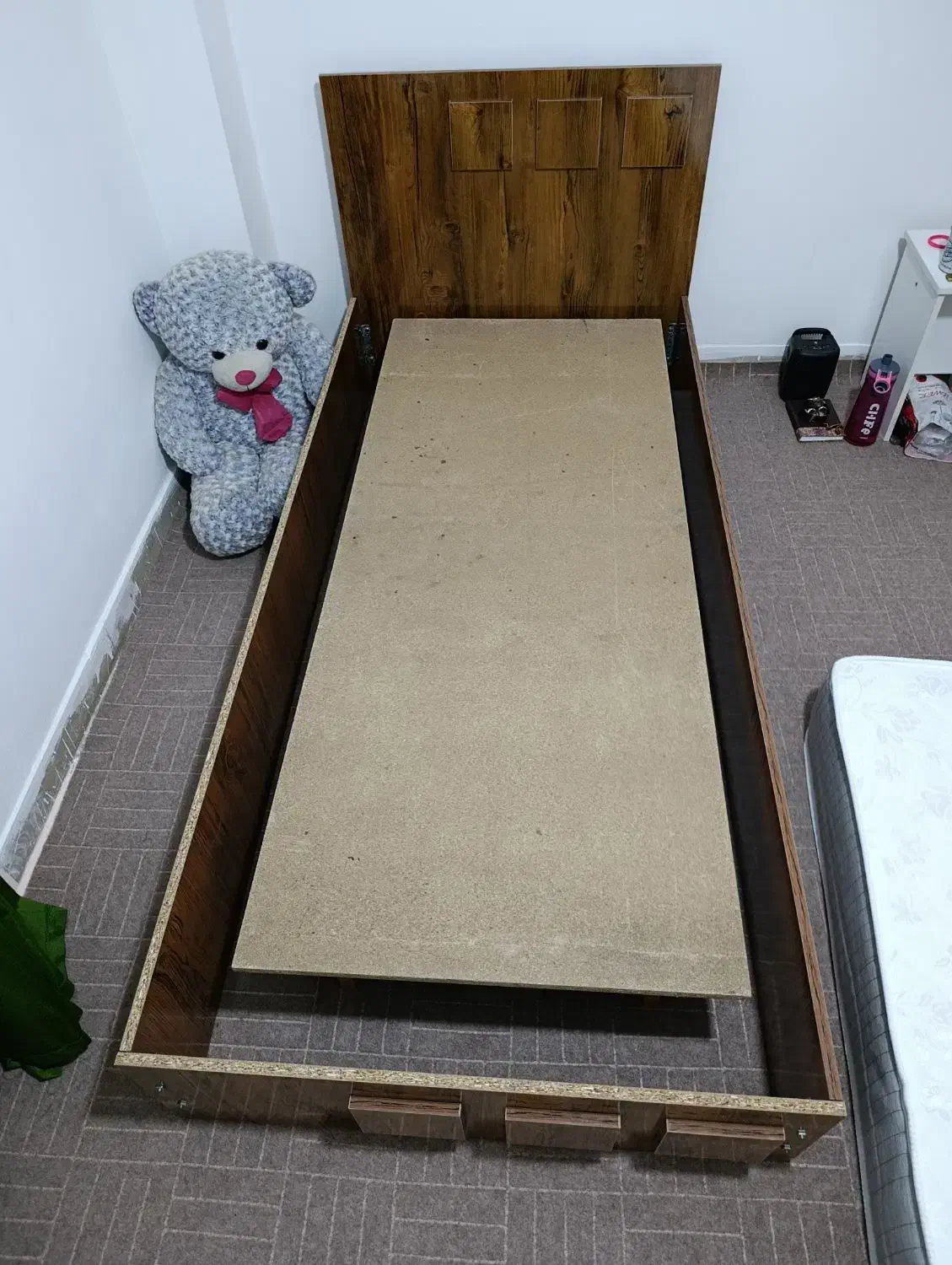 تخت خواب|تشک تختخواب|فولادشهر, C1|دیوار