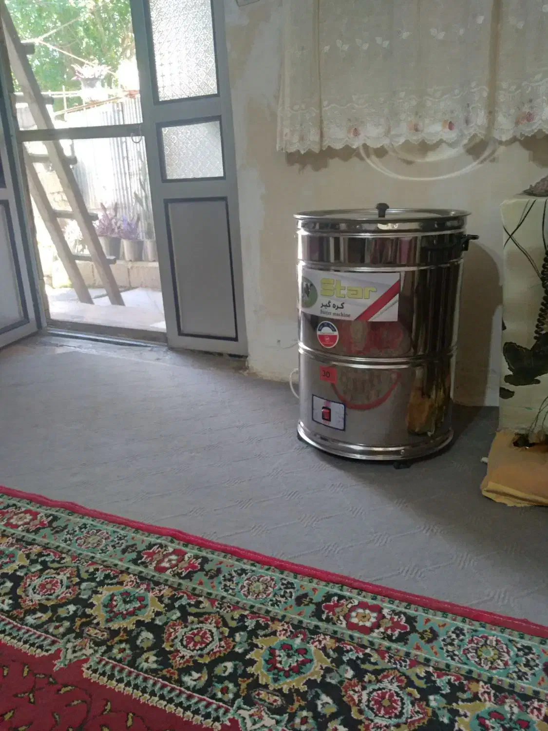 کره گیر|سایر لوازم برقی|توتکابن, |دیوار