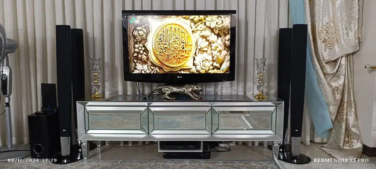 تلویزیون الجیLG فولHD اصلی اورجینال ساخت کره جنوبی|تلویزیون و پروژکتور|قم, آزادگان|دیوار