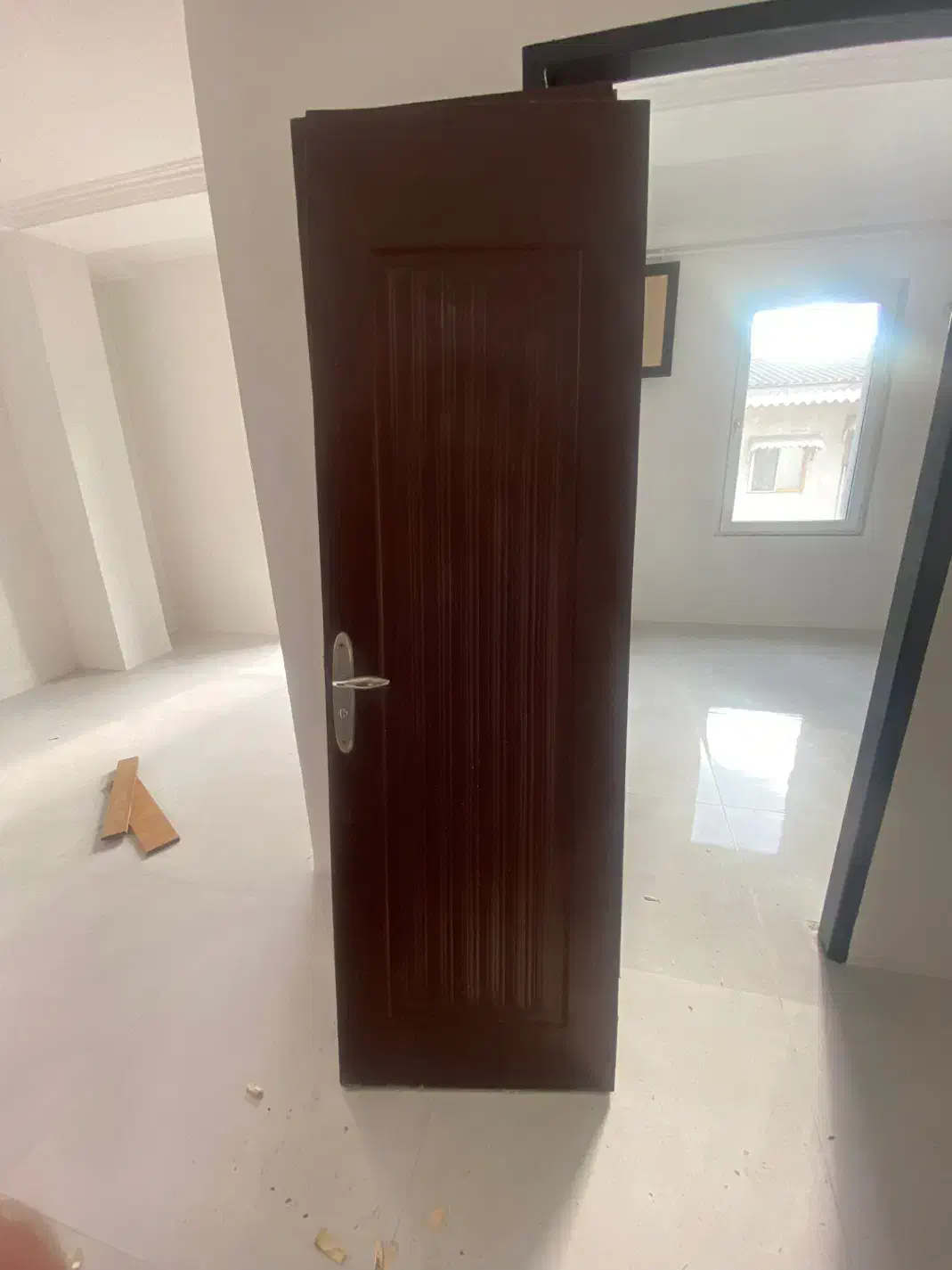 درب سرویس در حد نو|مصالح و تجهیزات ساختمان|رشت, منظریه|دیوار