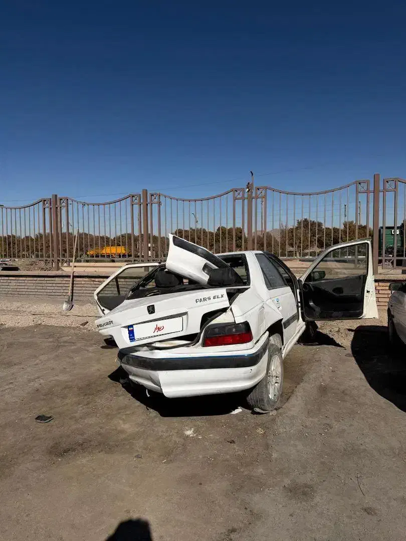 پژوپارس تصادفی اتومات|خودرو سواری و وانت|مبارکه, |دیوار