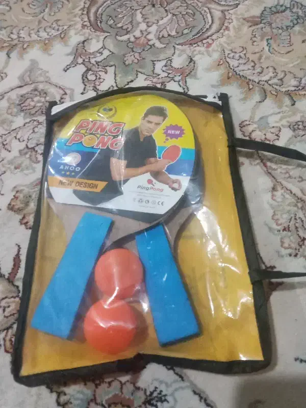 تنیس صورتی مشکی|ورزشهای توپی|شهرکرد, |دیوار