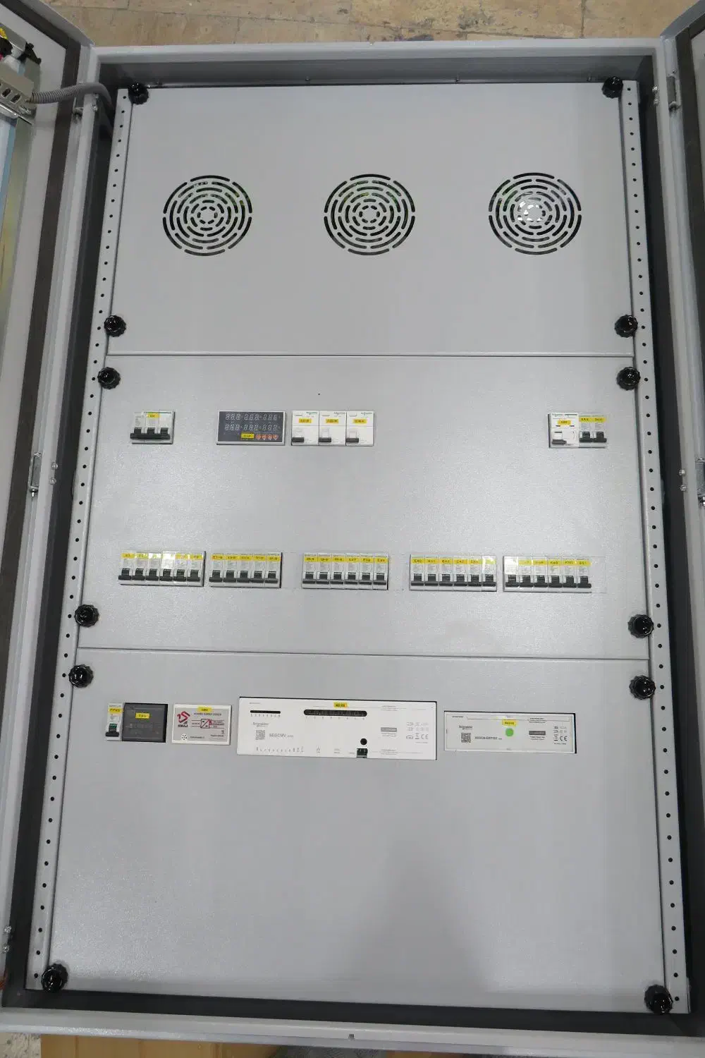 تابلو برق/برق صنعتی/برقکار|خدمات پیشه و مهارت|گلبهار, شهر جدید گلبهار|دیوار