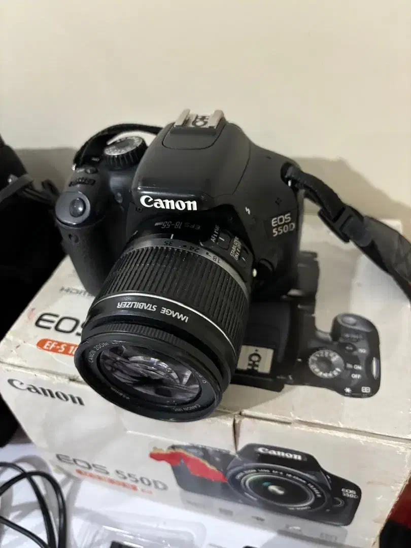 دوربین عکاسی کنون d550|دوربین عکاسی و فیلم‌برداری|تهران, جوادیه تهرانپارس|دیوار