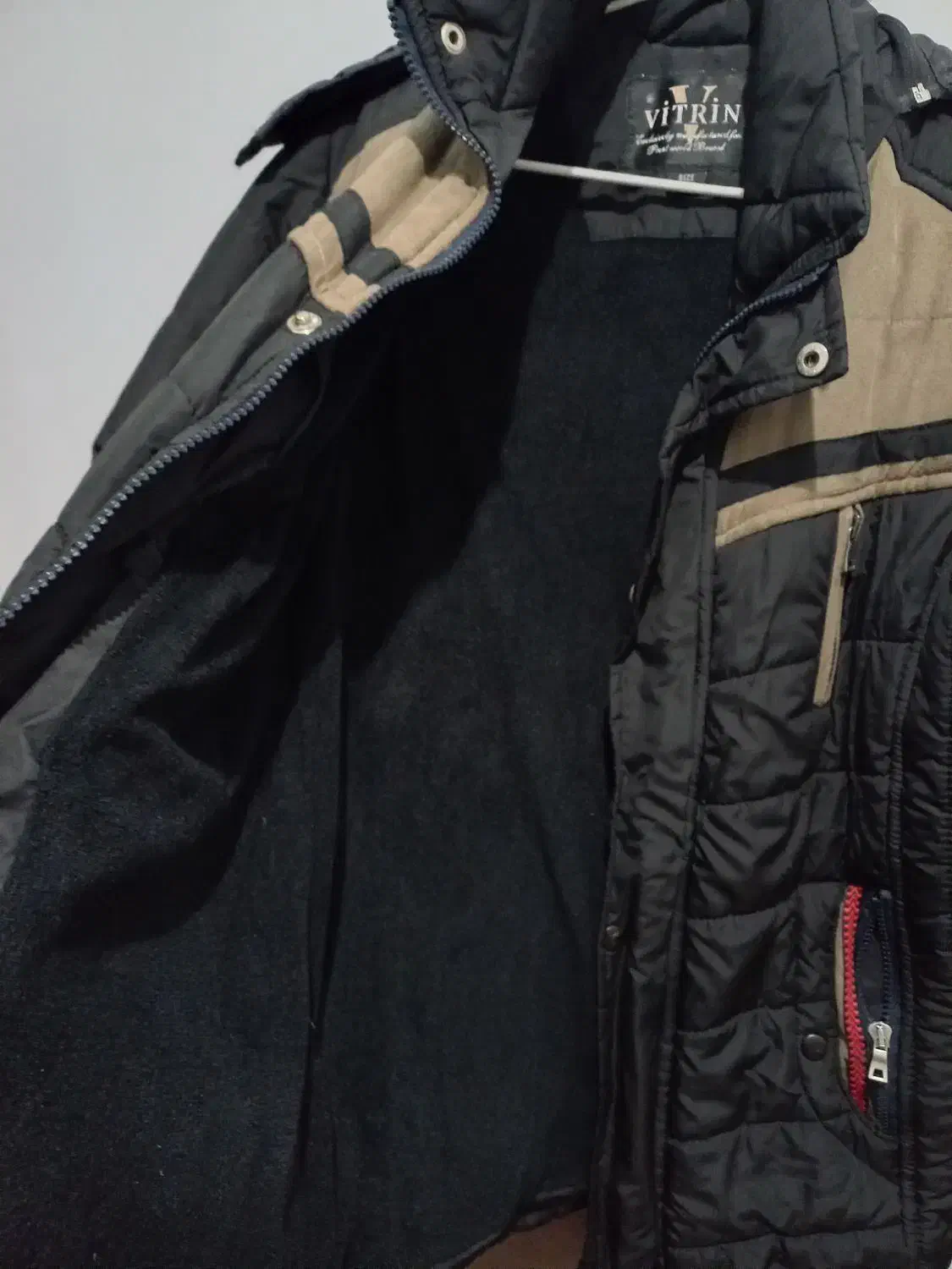 لباس پسرانه|کفش و لباس بچه|رشت, کوی غلام نیا|دیوار