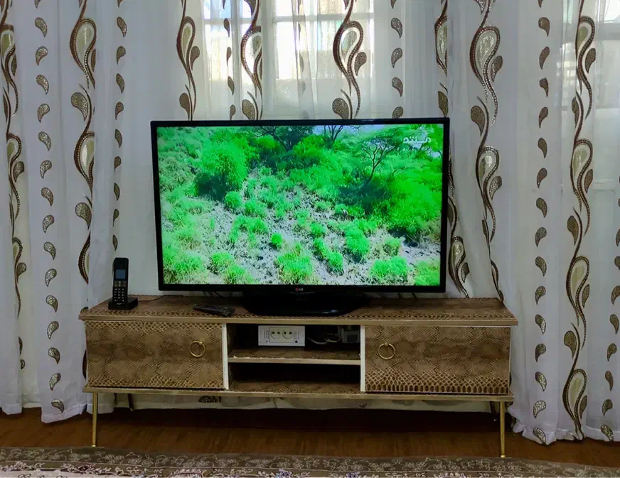 تلویزیون LG LED 42 inch دارای گیرنده داخلی|تلویزیون و پروژکتور|کامیاران, |دیوار