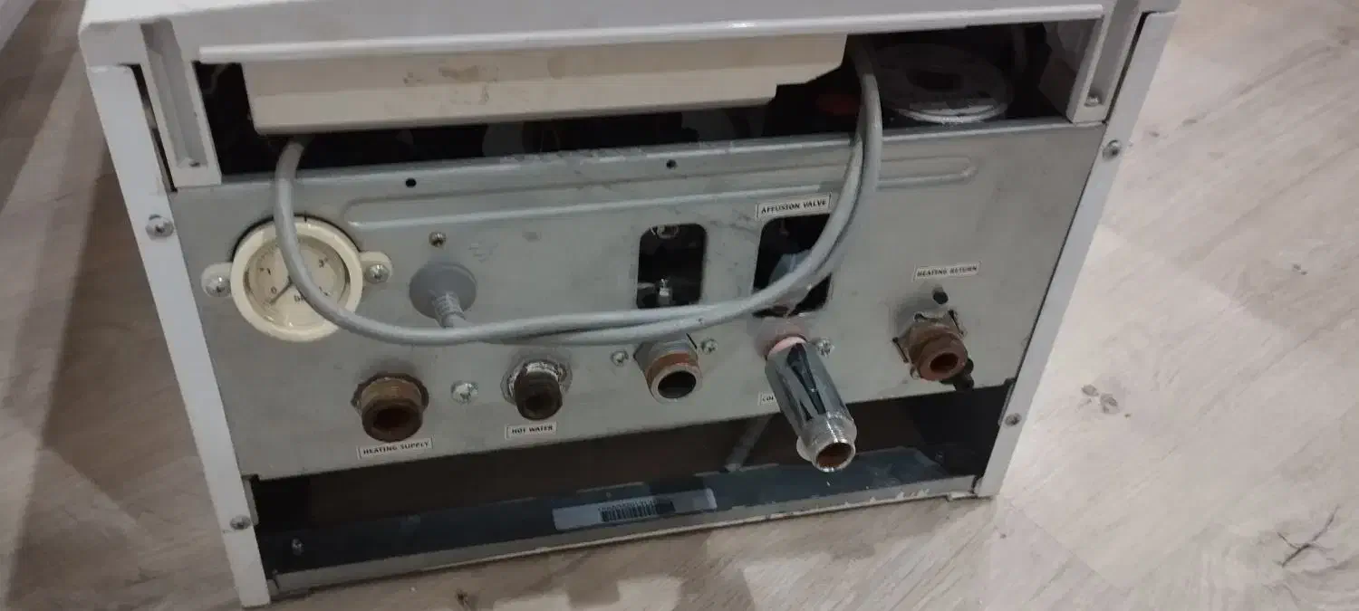 پکیج ۲۴۰۰۰ تاچی|آبگرمکن، پکیج، شوفاژ|ارومیه, |دیوار