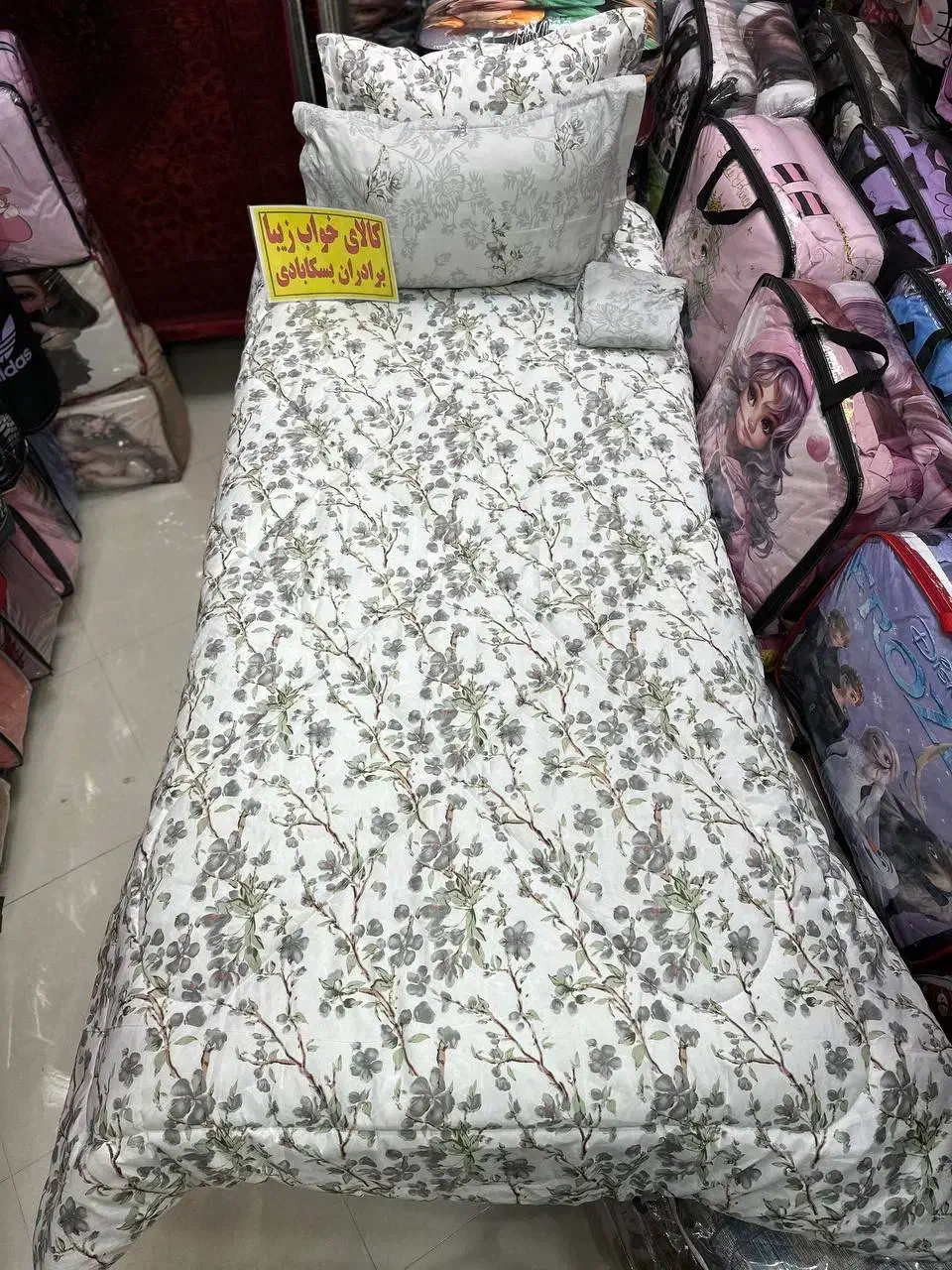 سرویس خواب یکنفره زیبا برگ انجیری|سرویس روتختی|مشهد, پایین خیابان|دیوار