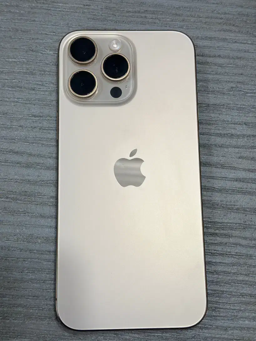 فروش فوری آیفون ۱۶ پرومکس دیزرت ریجیستر شده|موبایل|تهران, سهروردی|دیوار