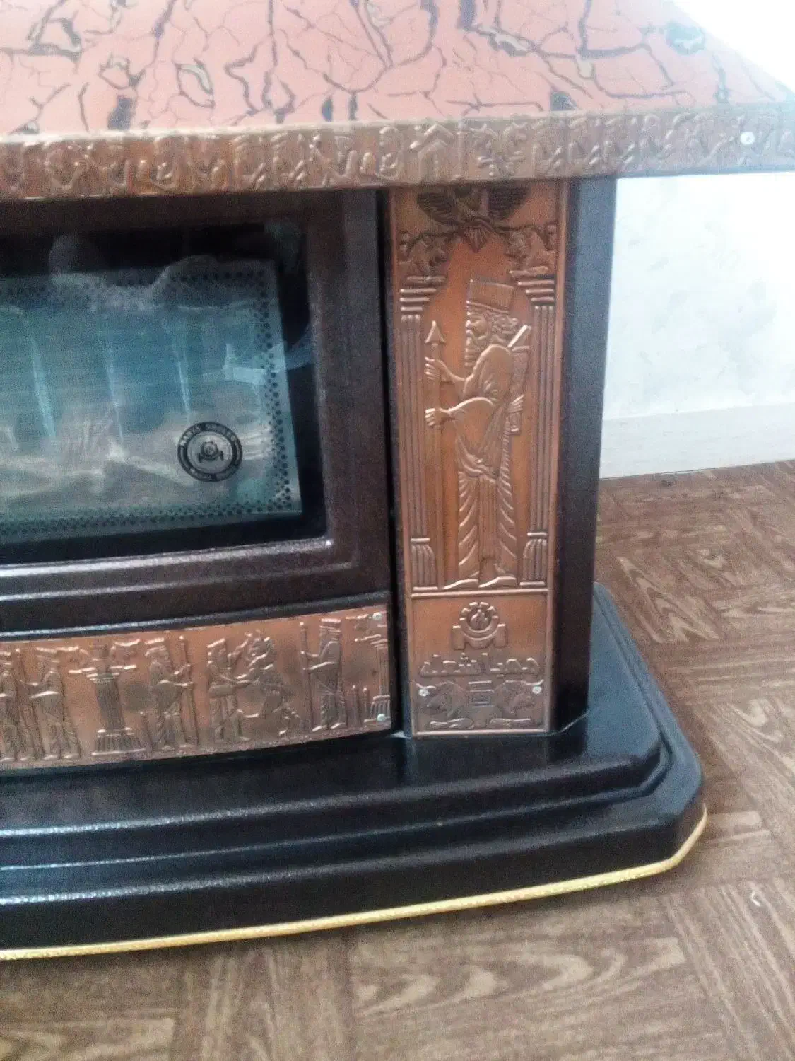 بخاری شومینه ای جنس محکم|بخاری، هیتر، شومینه|کازرون, |دیوار