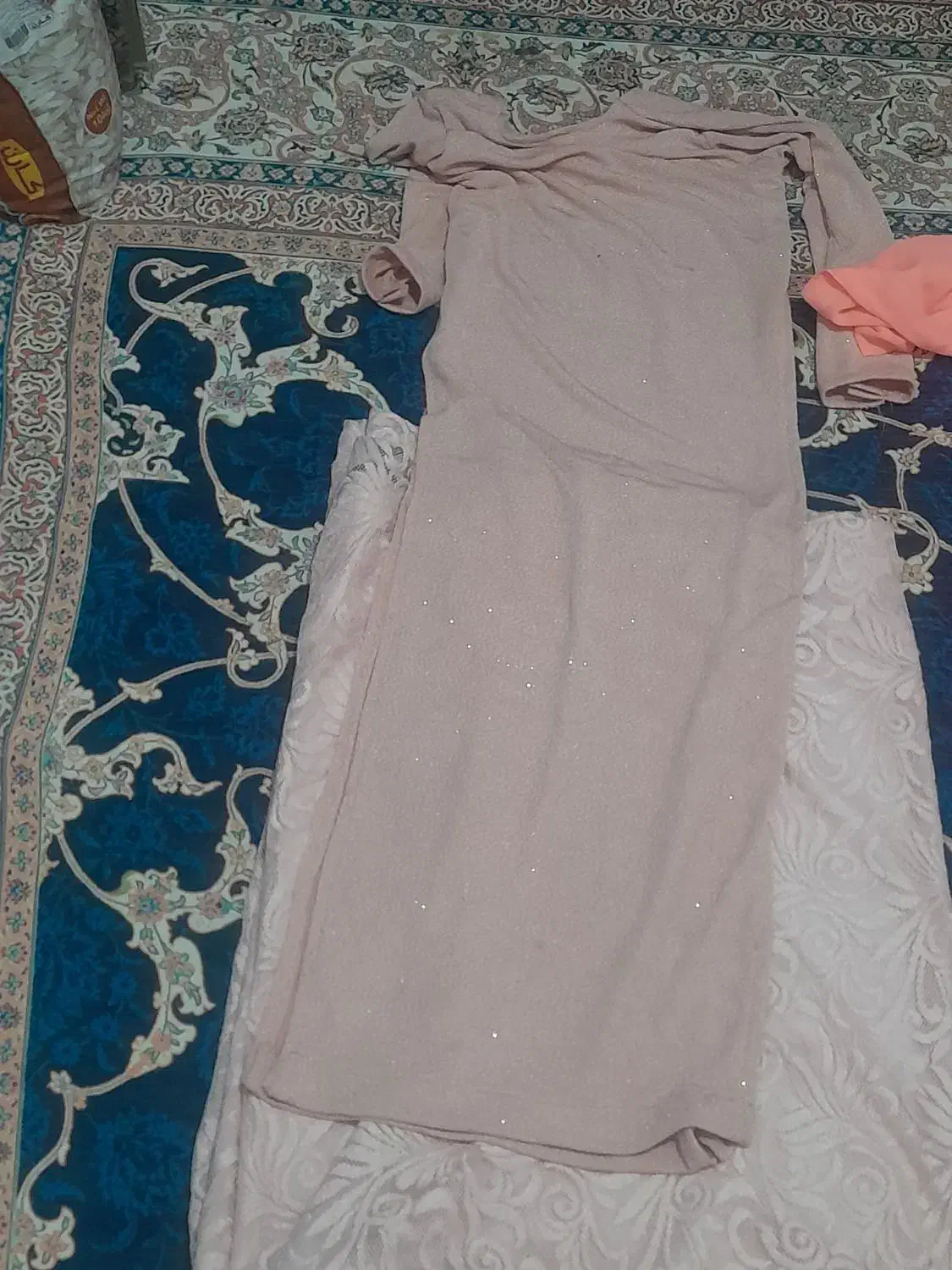 لباس محلی|لباس|سیاخ دارنگون, |دیوار