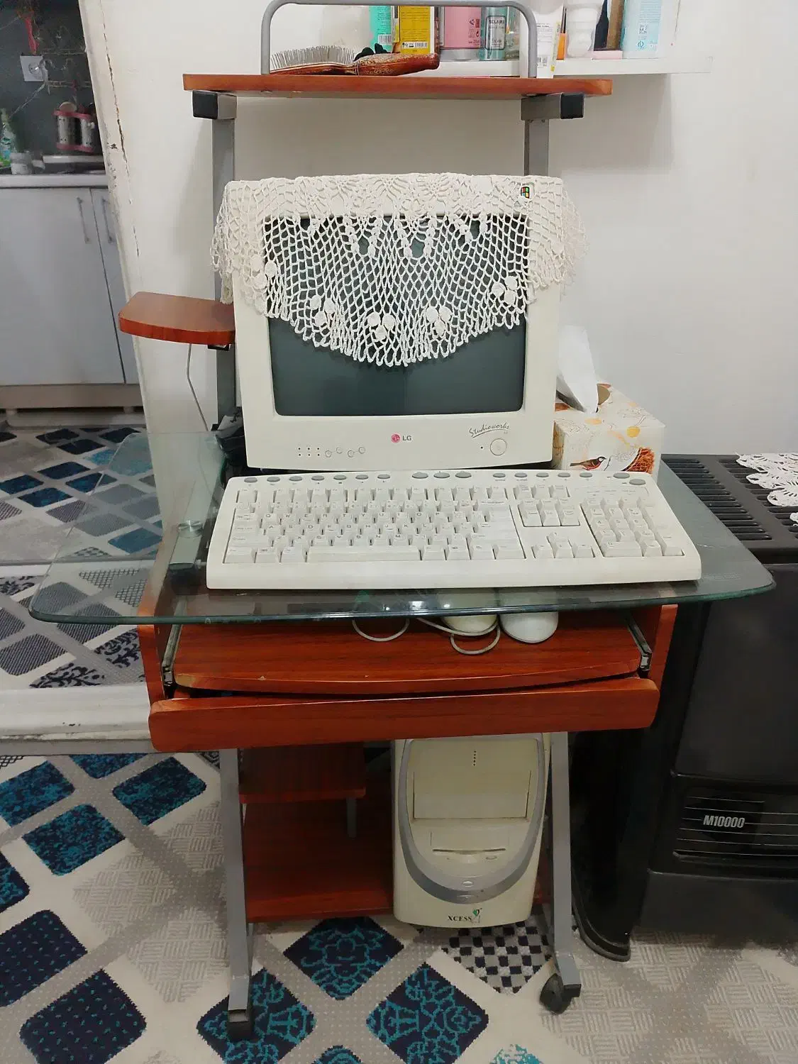 میز کامپیوتر در حد نو|میز تحریر و کامپیوتر|مشهد, خواجه ربیع|دیوار