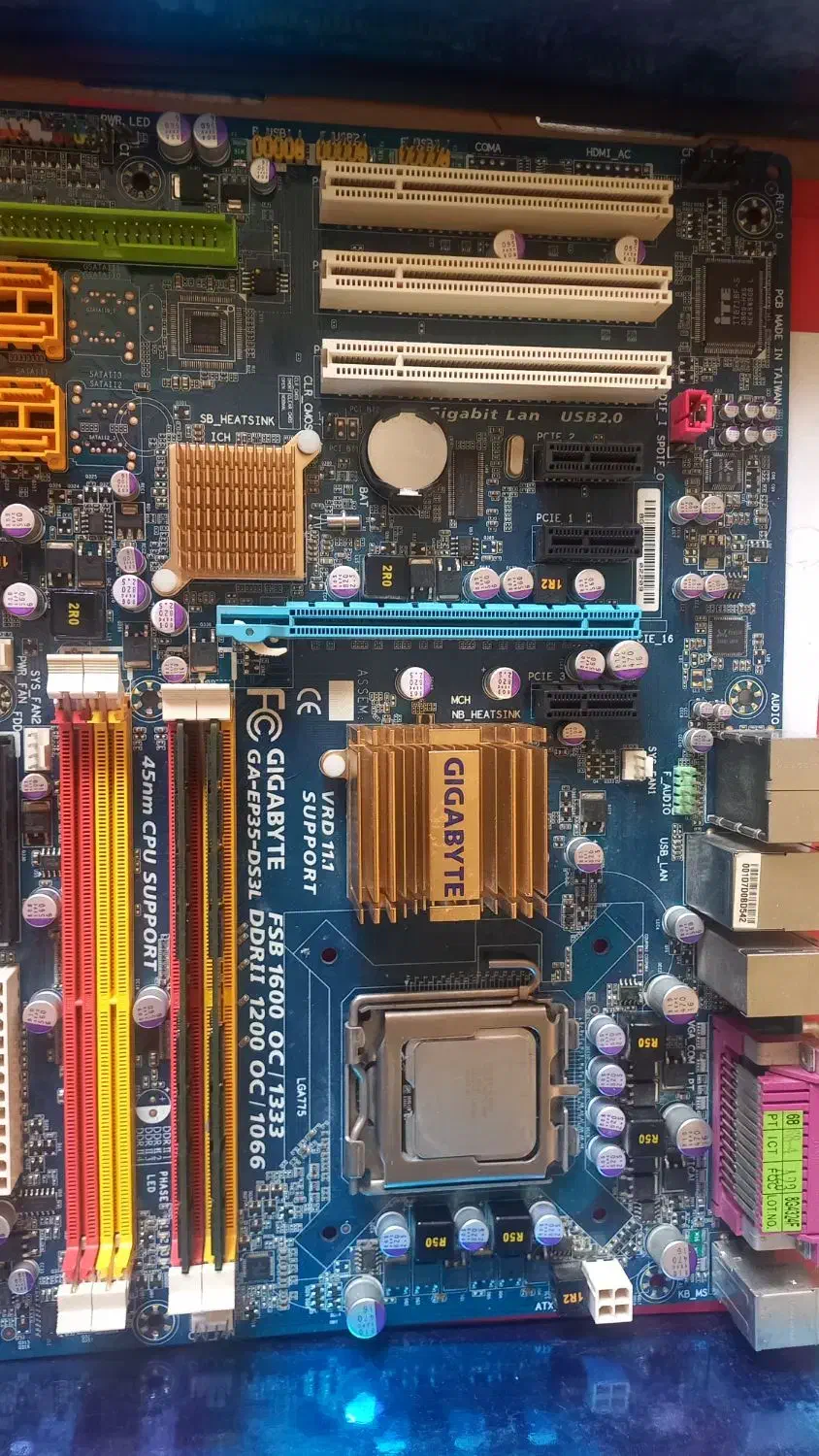 مادربورد گیگابایت DDR2|قطعات و لوازم جانبی رایانه|رشت, گلسار|دیوار