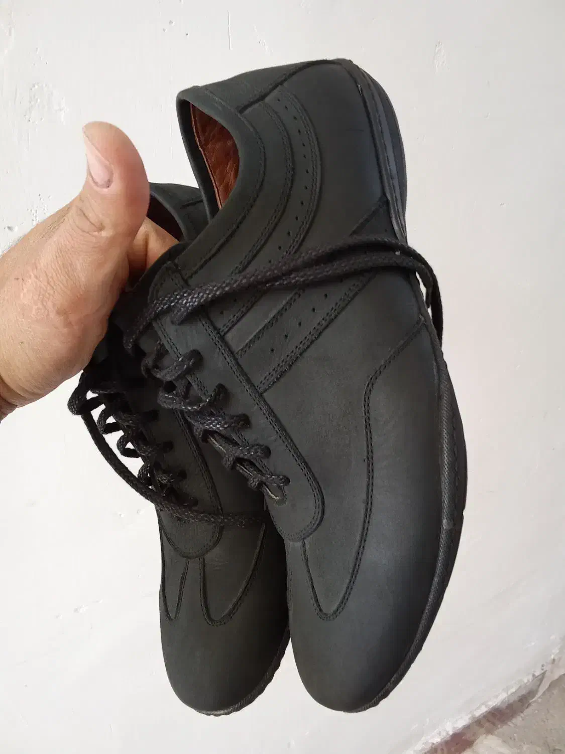 دو جفت کفش تمام چرم جنس اشبالت|کیف، کفش، کمربند|نهاوند, |دیوار