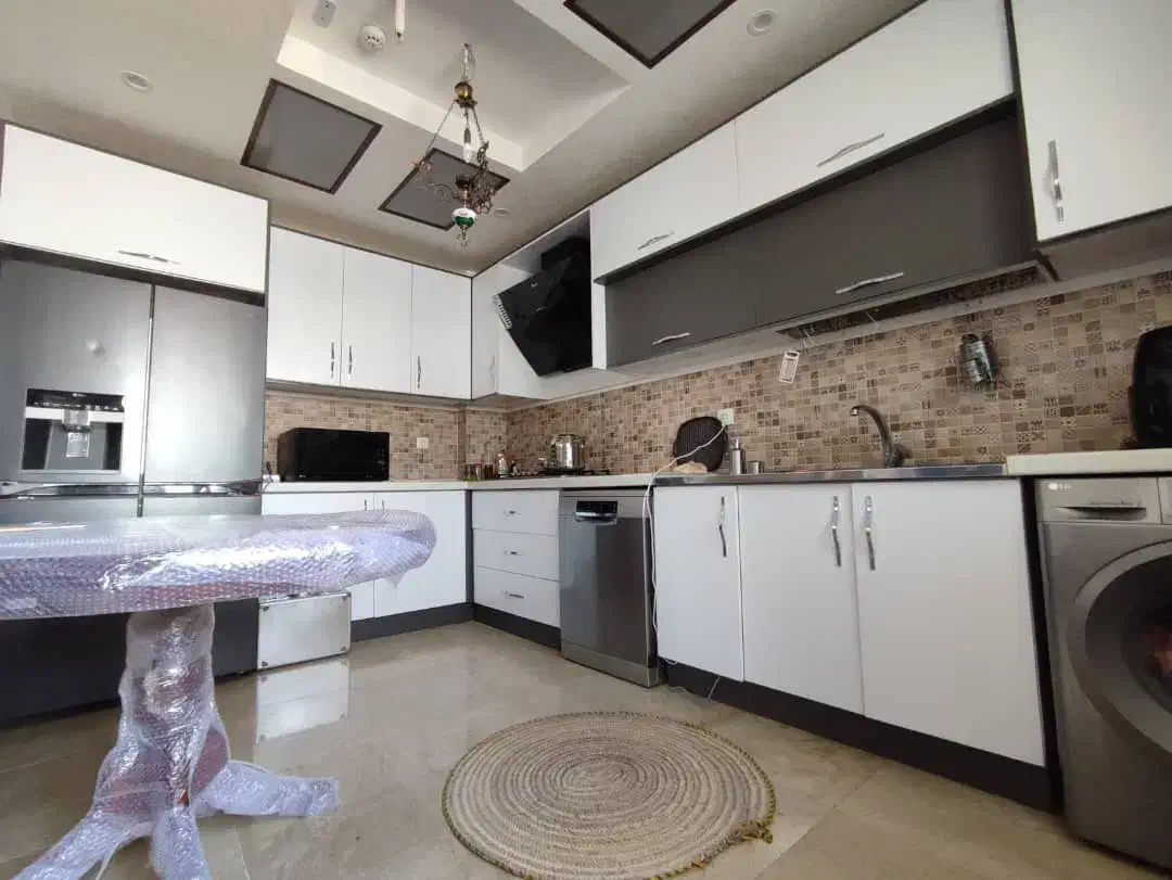 ۸۷ متر دو خوابه فول امکانات