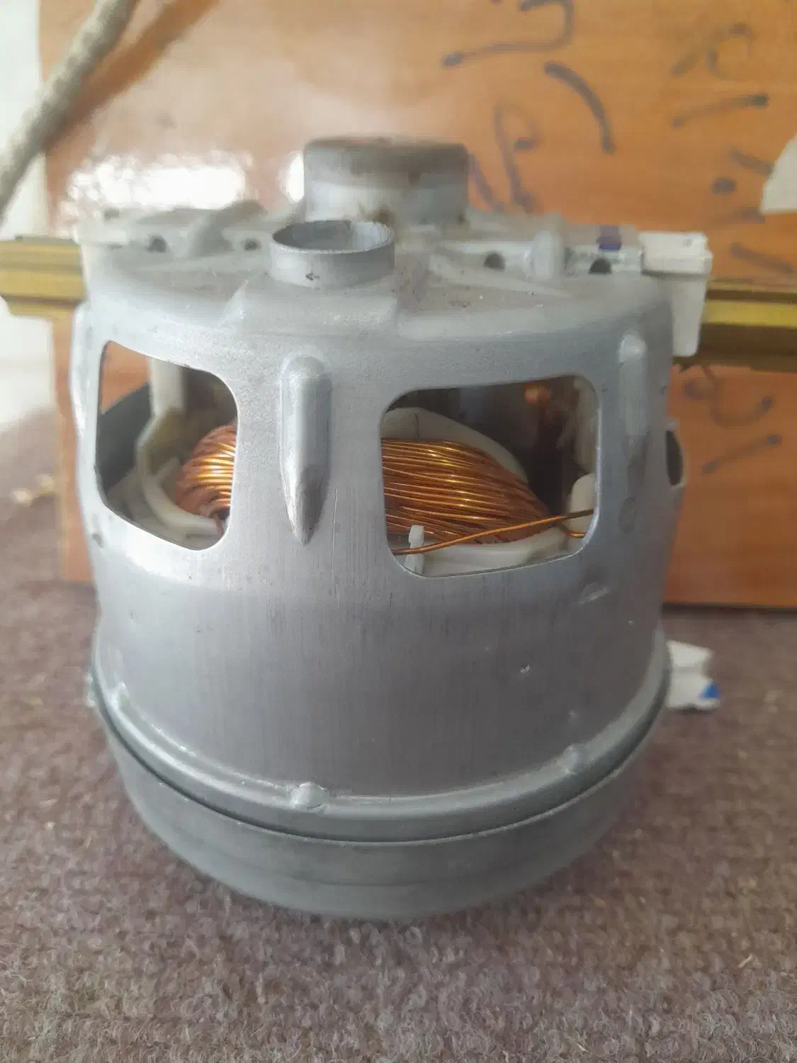 موتور بوش جامبو اورجینال|جاروبرقی، جارو شارژی، بخارشو|اصفهان, سعادت‌آباد|دیوار