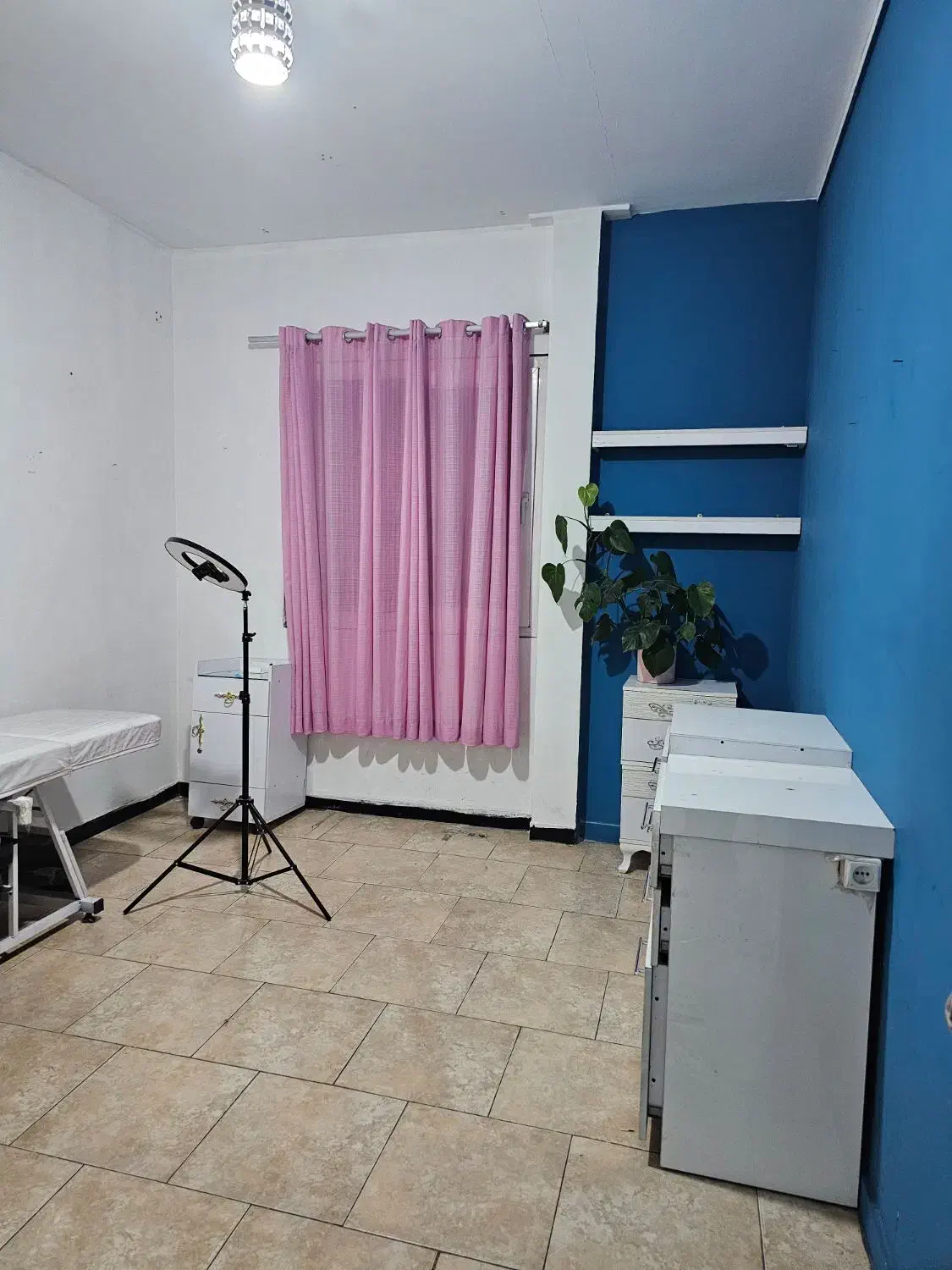 اجاره اتاق در سالن زیبایی|اجارهٔ دفتر کار، اتاق اداری، مطب|تهران, آسمان|دیوار