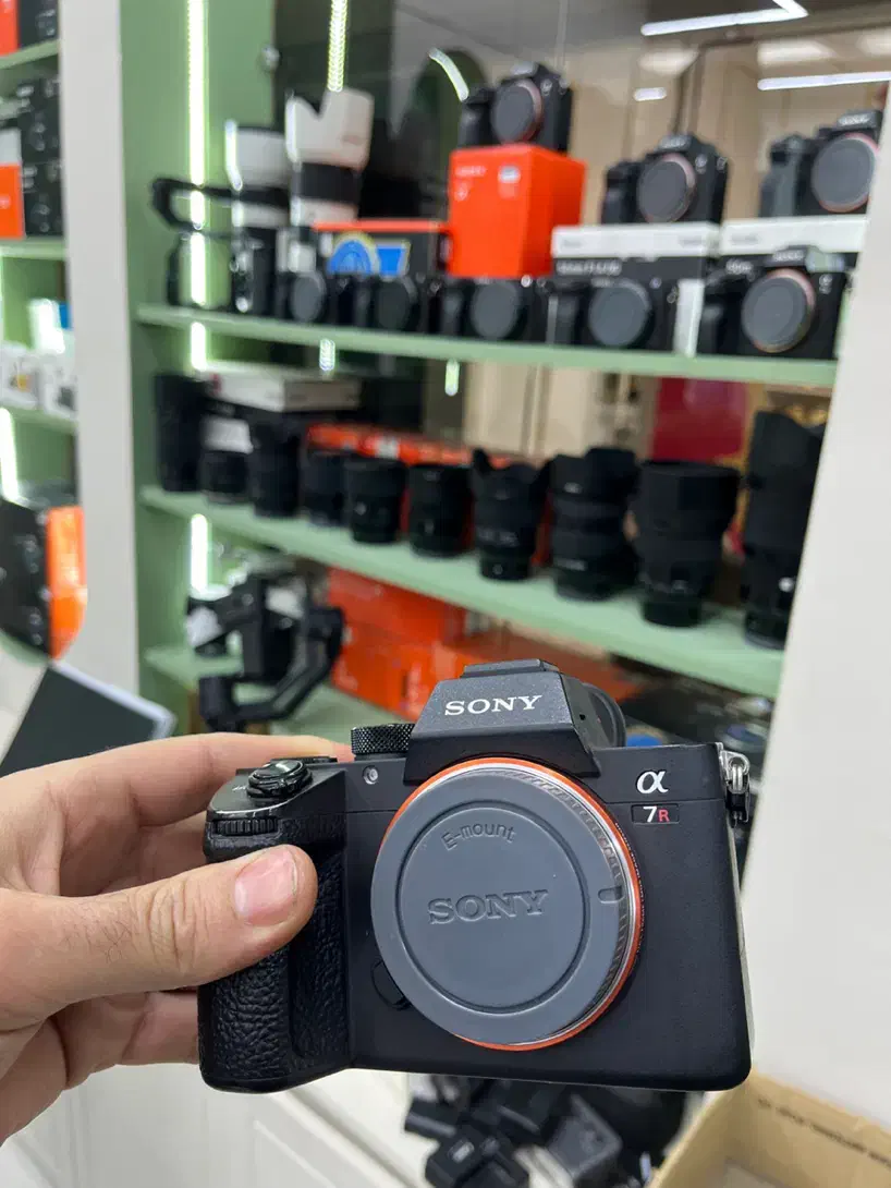 سونی a7Rlll|دوربین عکاسی و فیلم‌برداری|قم, بلوار امین و ساحلی|دیوار