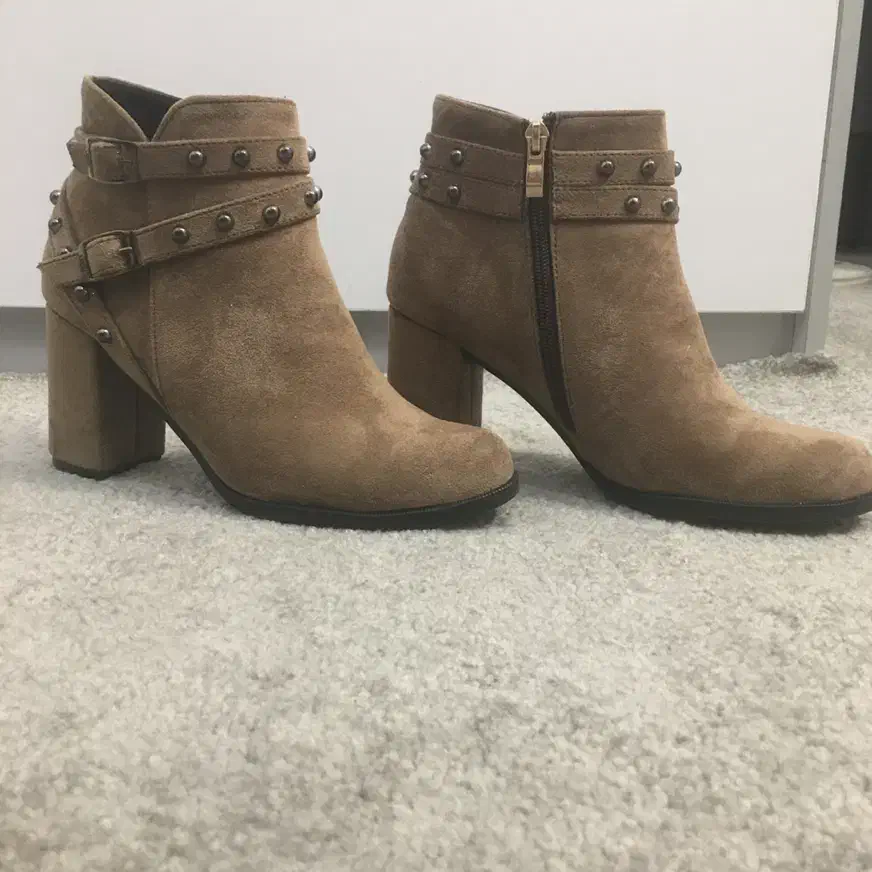 کفش نیم بوت|کیف، کفش، کمربند|اصفهان, شیخ طوسی|دیوار