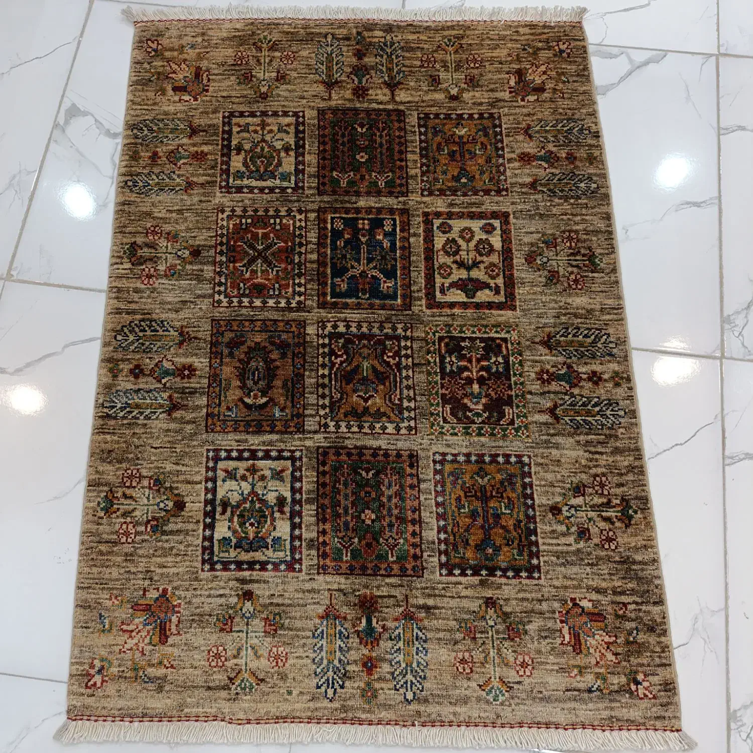 سلطان آباد دستباف طرح خشتی|فرش|تهران, سنائی|دیوار