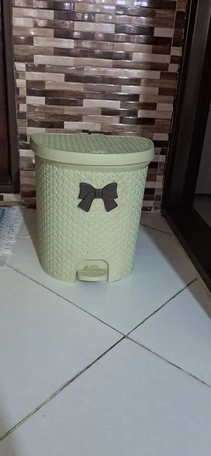 سطل اشغال|لوازم نظافت|قوچان, |دیوار